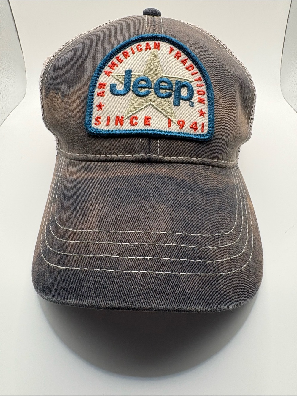 Jeep American Tradition Since 1941 Distressed Trucker Snapback Hat